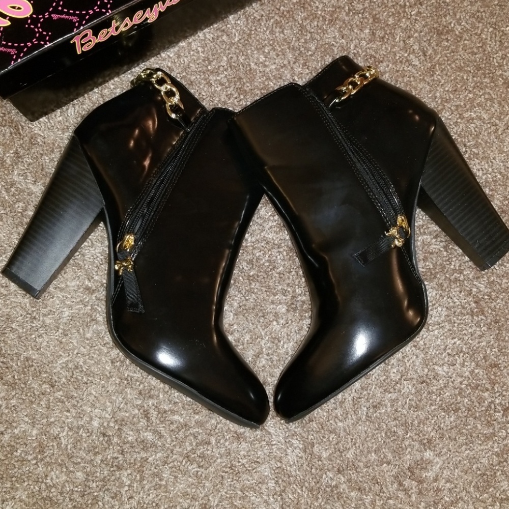 Brand New In Box Betseyville Black Booties
